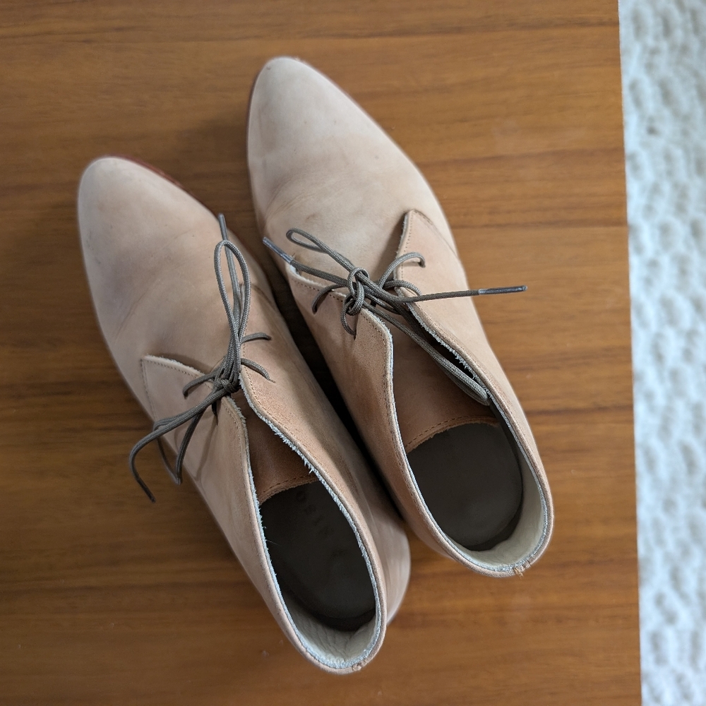 Nisolo Isa Boot in Sand